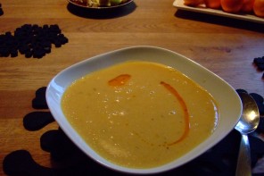 Butterbean and chilli oil soup recipe